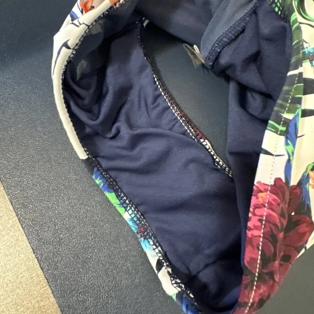 Hapari Women's XS = 0/2 One‎ Piece Swimsuit Navy Floral EUC